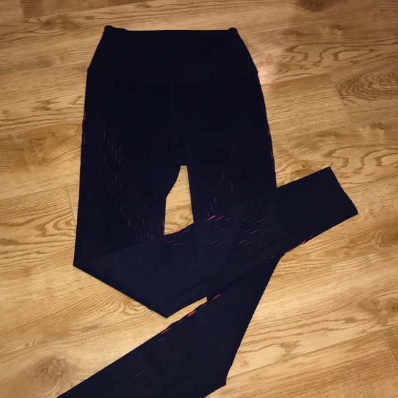 Carbon38 x Dion Lee Leggings - Picture 3 of 11